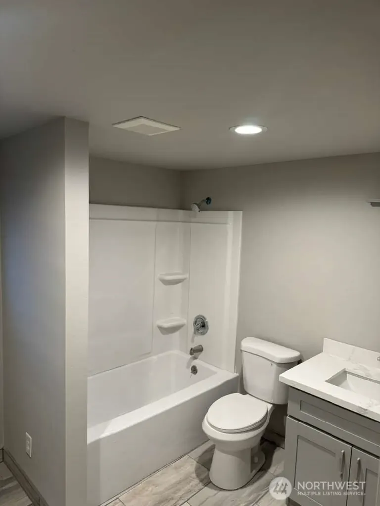 21836 SE 268th Street Maple Valley WA 98038