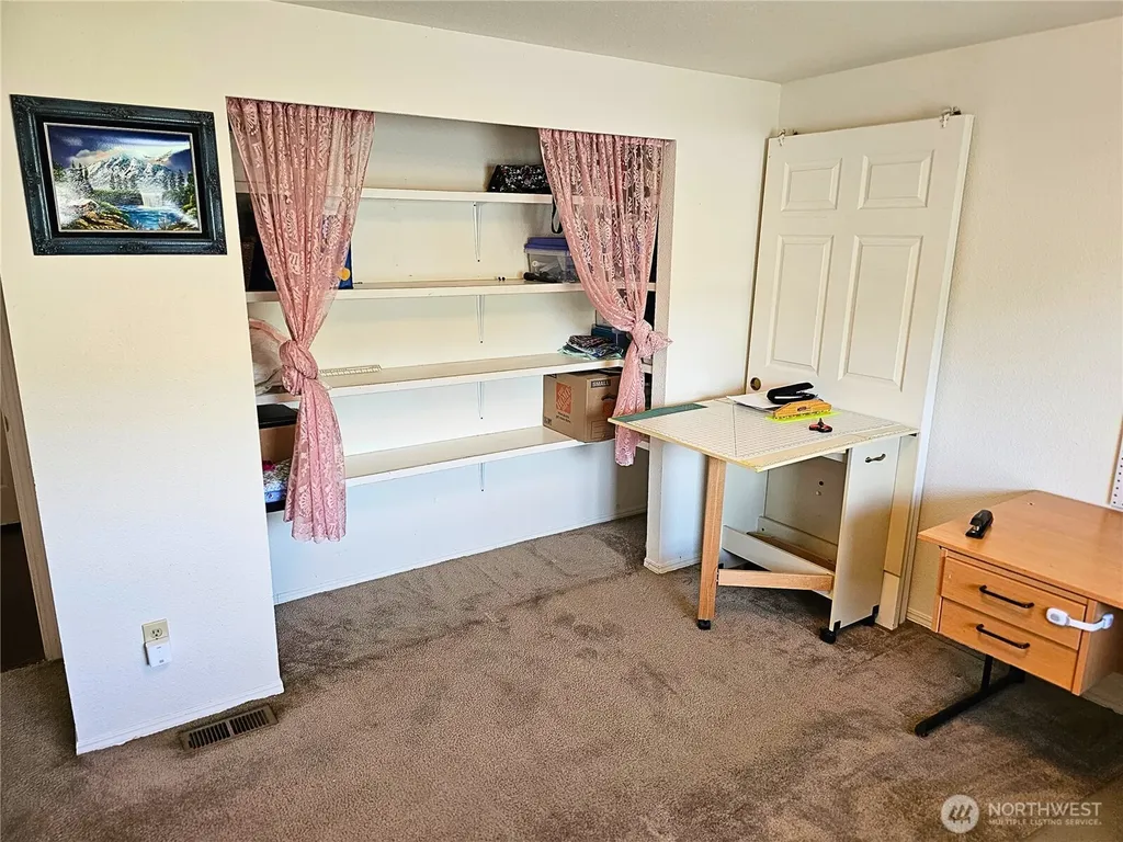 13802 18th Avenue Ct E Tacoma WA 98445