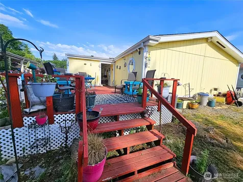 13802 18th Avenue Ct E Tacoma WA 98445
