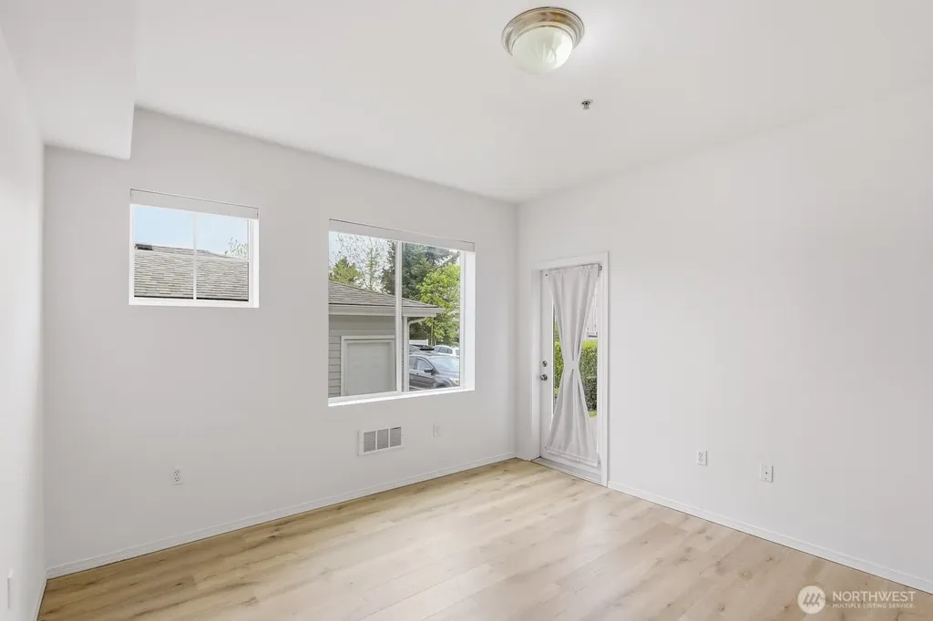 14915 38th Drive SE Bothell WA 98012