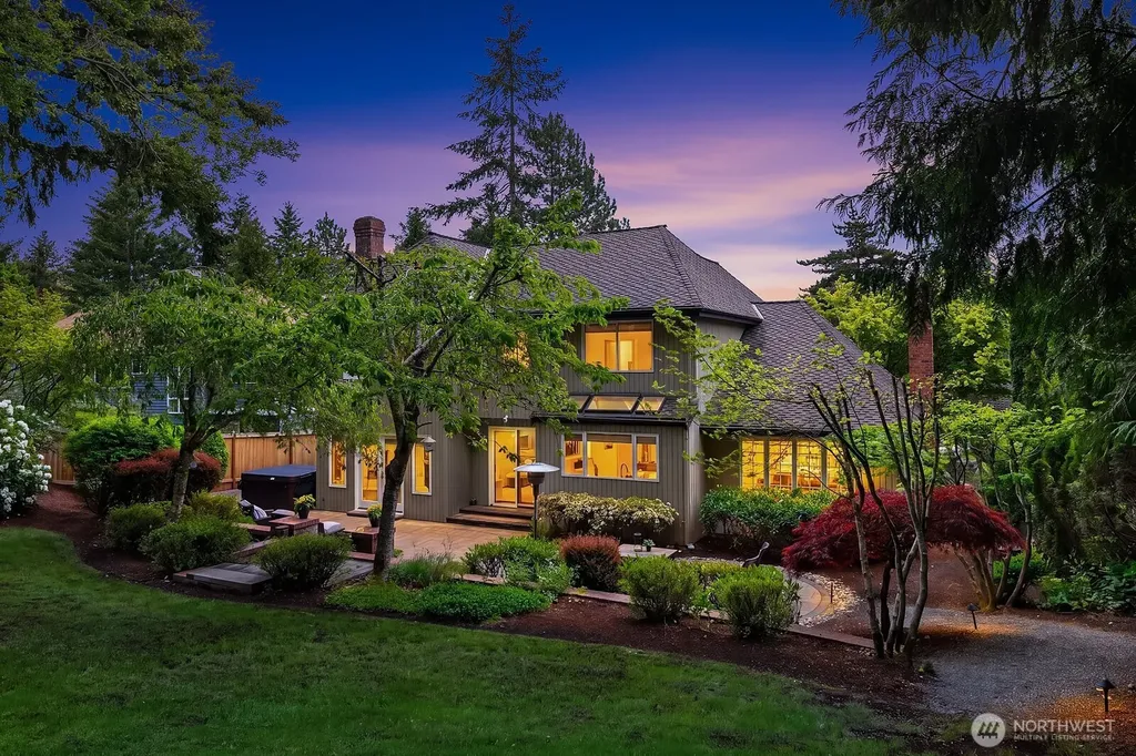23228 SE 15th Court Sammamish WA 98075