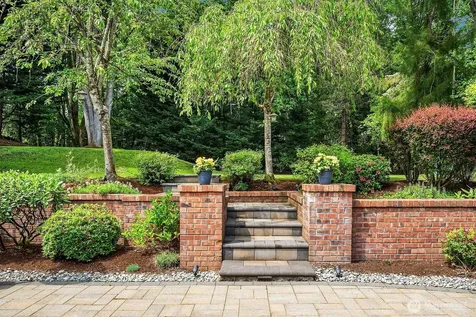 23228 SE 15th Court Sammamish WA 98075