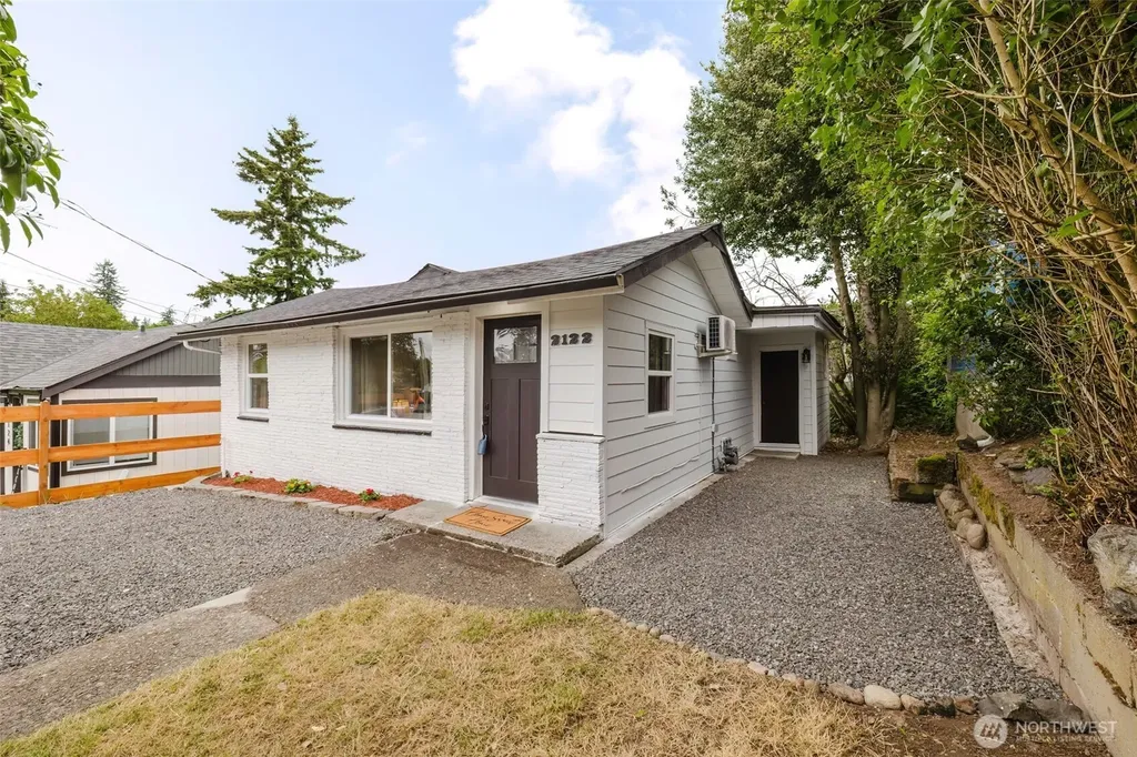 2122 15th Street Bremerton WA 98312