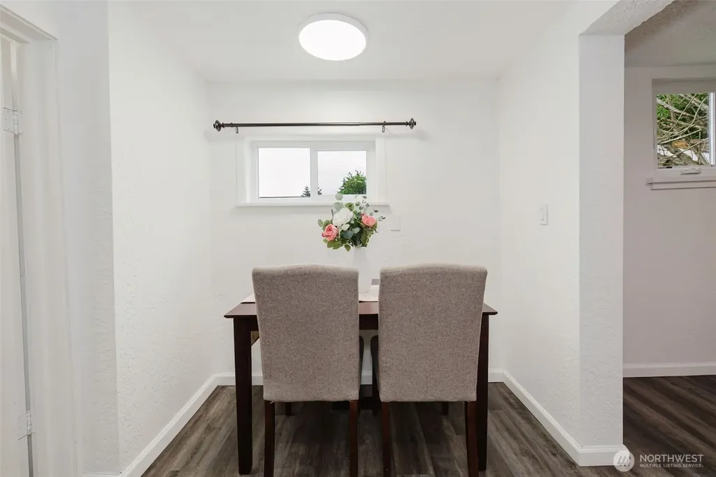 2122 15th Street Bremerton WA 98312