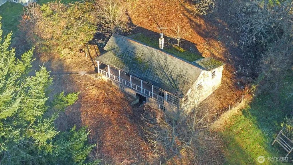 32910 5th Avenue Black Diamond WA 98010