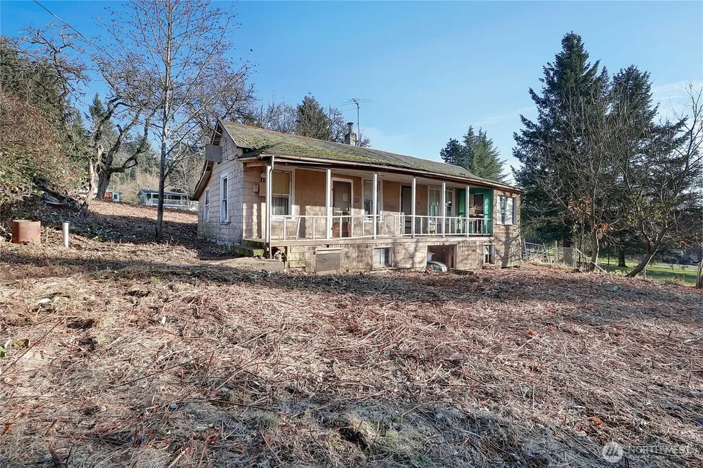 32910 5th Avenue Black Diamond WA 98010