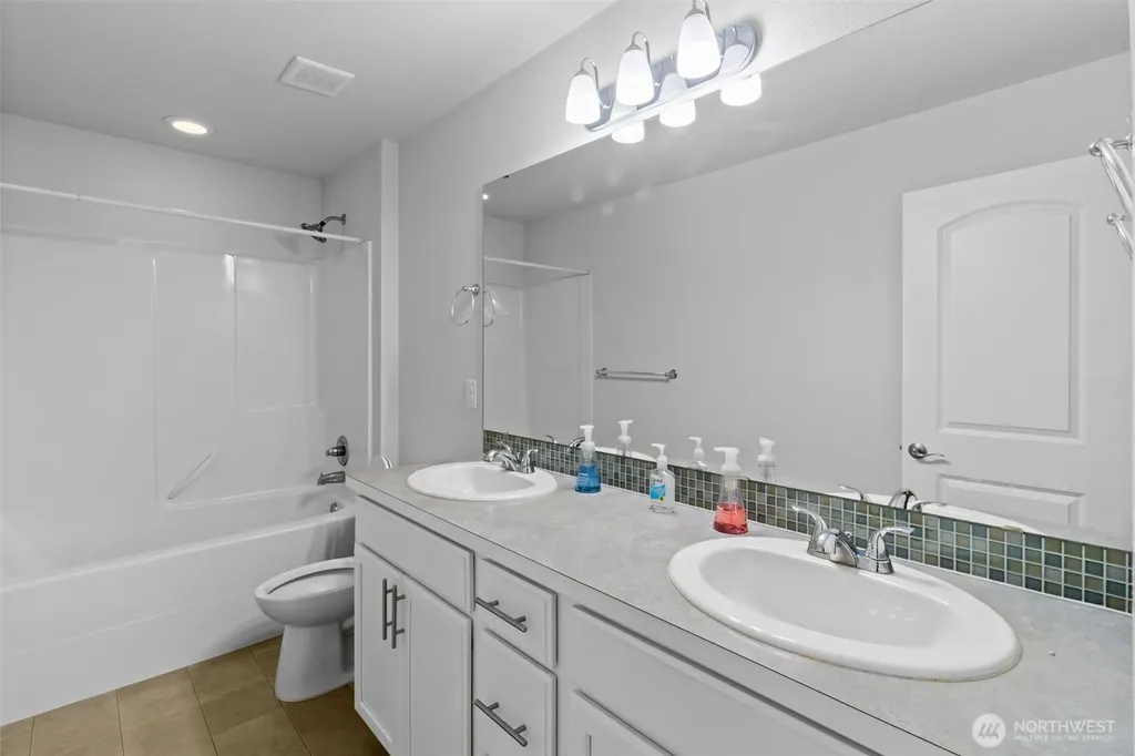 4267 Boulder Court Gig Harbor WA 98332