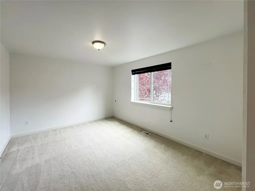 18542 97th Ave Court E Puyallup WA 98375