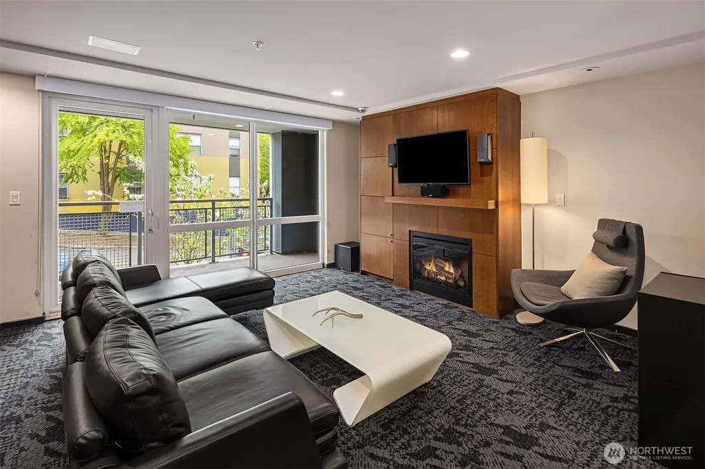 81 Clay Street Seattle WA 98121
