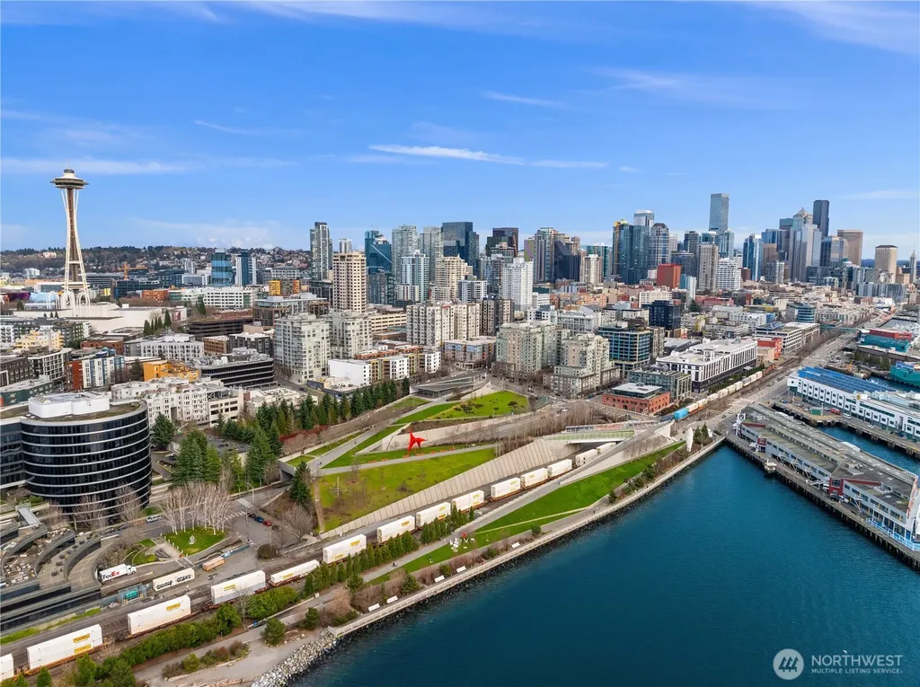 81 Clay Street Seattle WA 98121