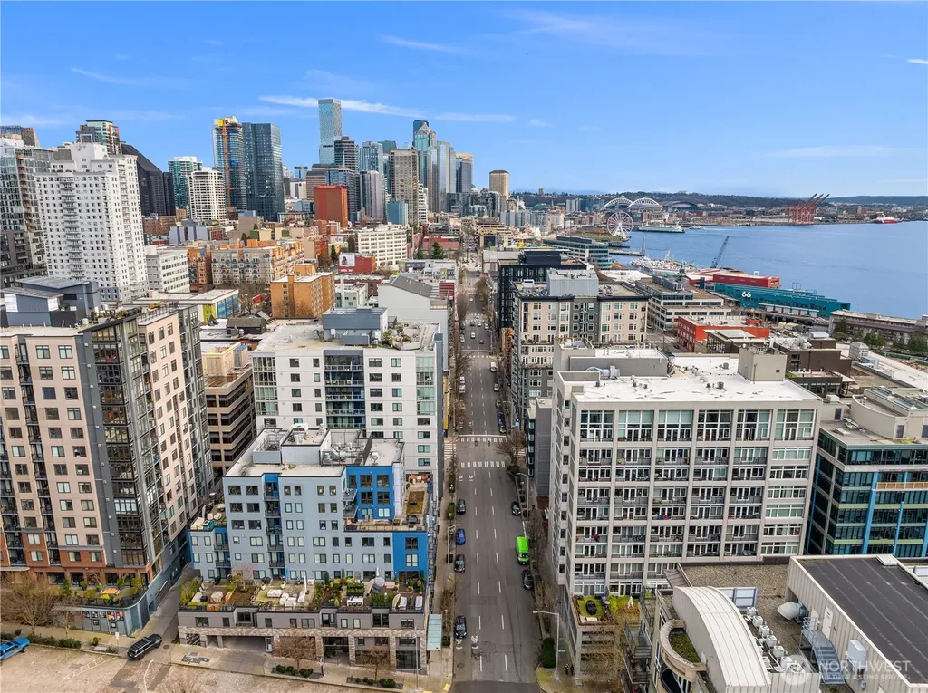81 Clay Street Seattle WA 98121