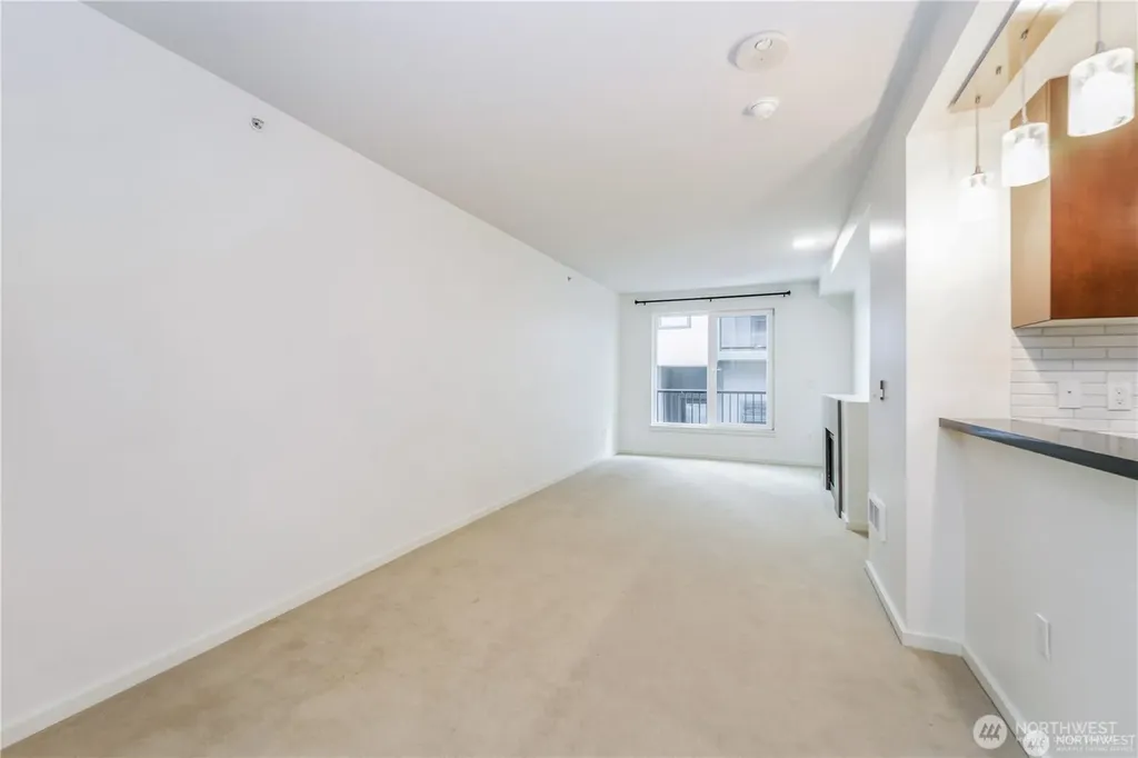 81 Clay Street Seattle WA 98121