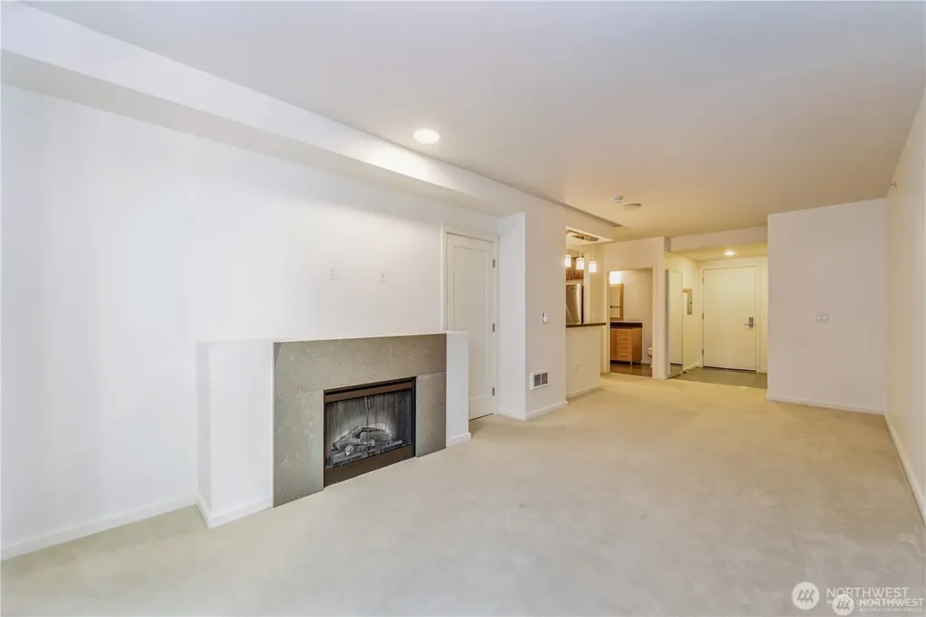 81 Clay Street Seattle WA 98121