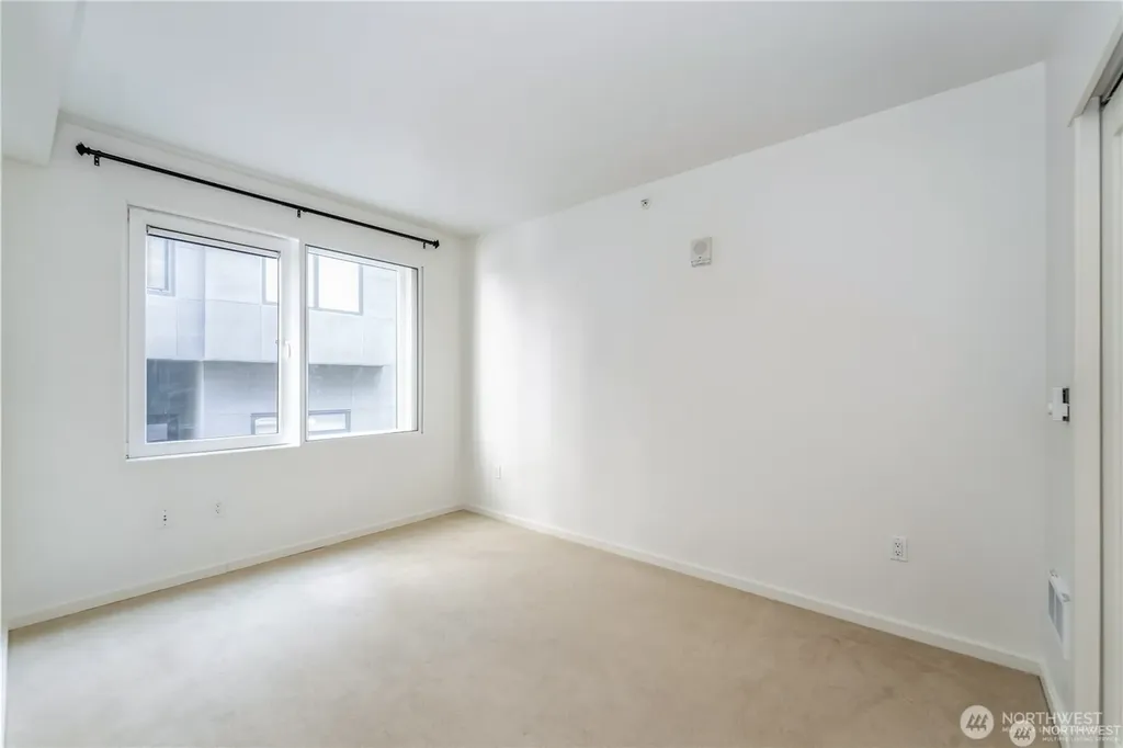 81 Clay Street Seattle WA 98121
