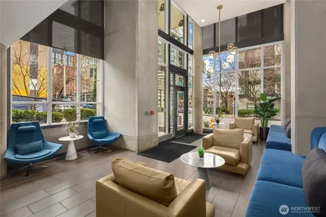 81 Clay Street Seattle WA 98121