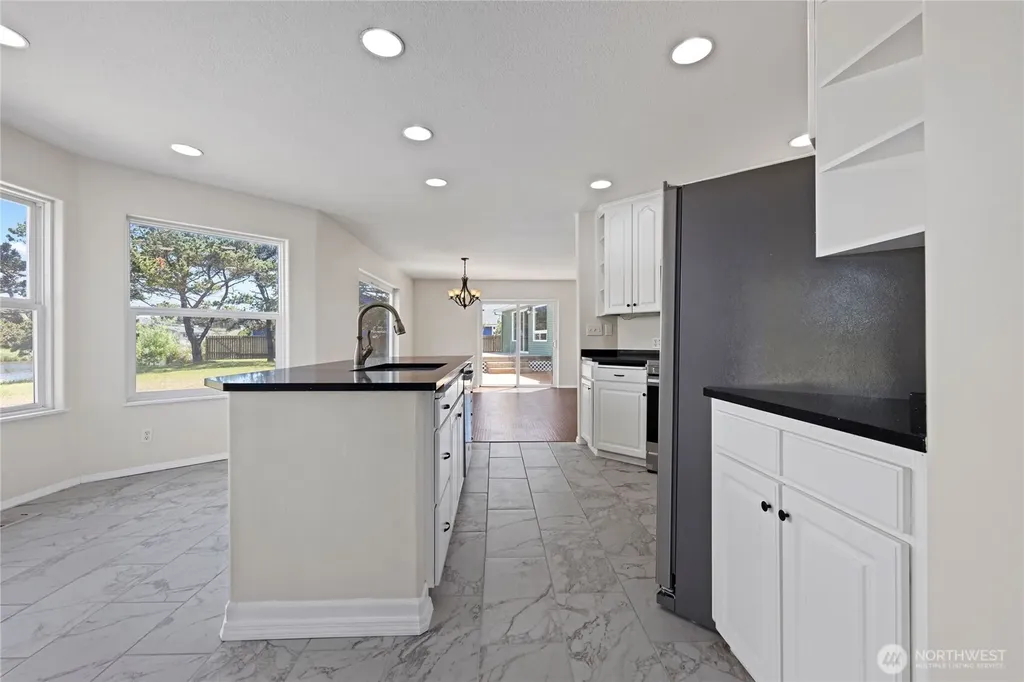 34702 G Street Ocean Park WA 98640