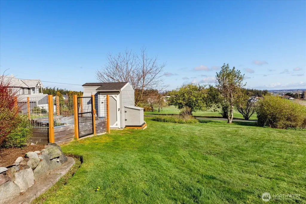 1387 Scenic Heights Road Oak Harbor WA 98277