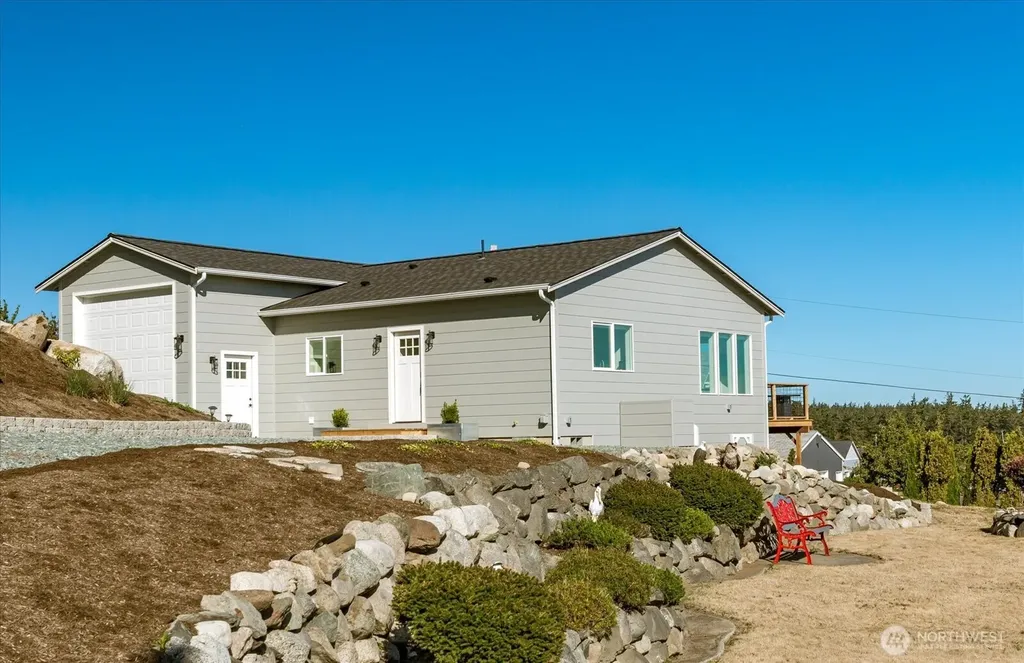 1387 Scenic Heights Road Oak Harbor WA 98277