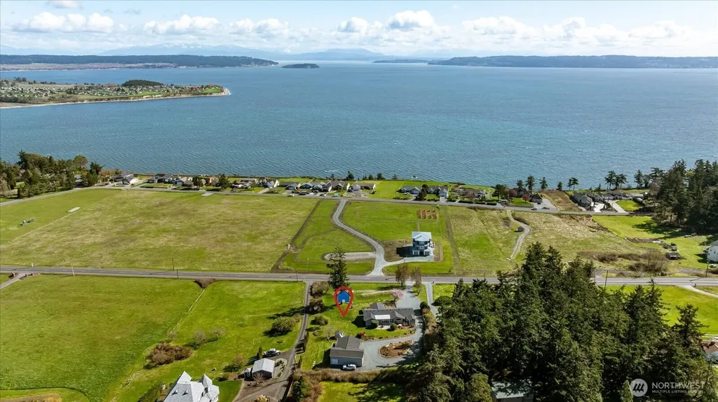 1387 Scenic Heights Road Oak Harbor WA 98277