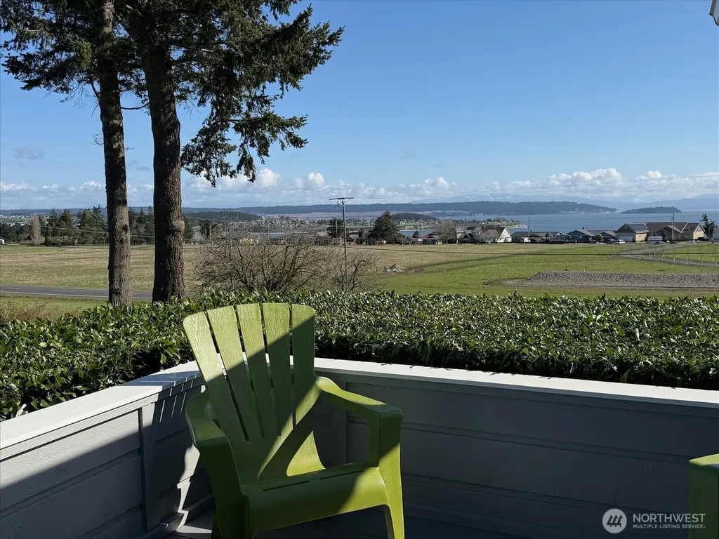 1387 Scenic Heights Road Oak Harbor WA 98277