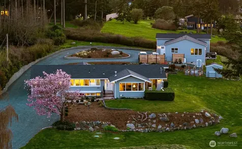 1387 Scenic Heights Road Oak Harbor WA 98277