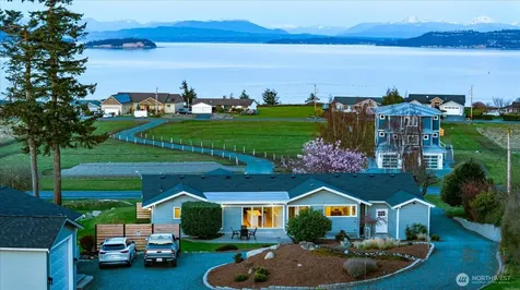 1387 Scenic Heights Road Oak Harbor WA 98277