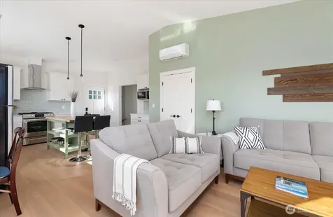 1387 Scenic Heights Road Oak Harbor WA 98277