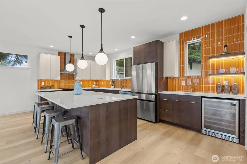 5446 40th Avenue SW Seattle WA 98136