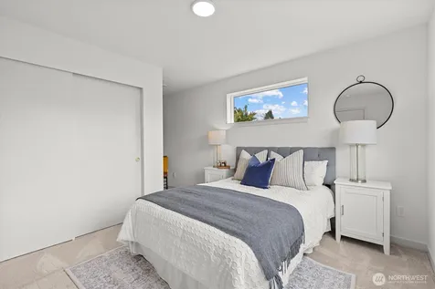 5446 40th Avenue SW Seattle WA 98136