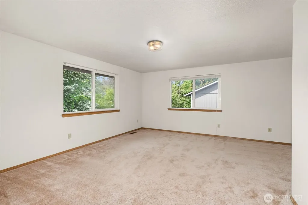 5045 Carole Drive NE Olympia WA 98516