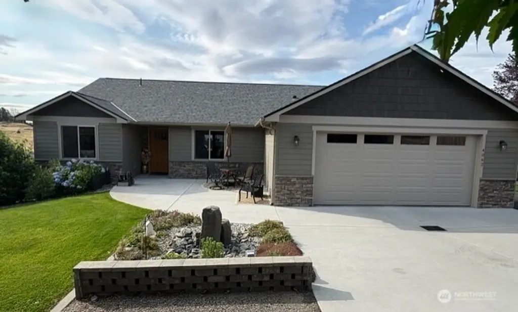 4062 Knowles Road Wenatchee WA 98801
