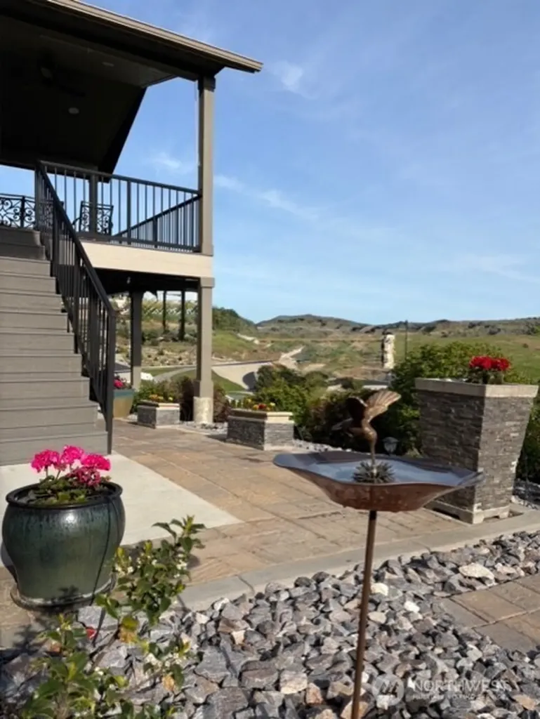 4062 Knowles Road Wenatchee WA 98801