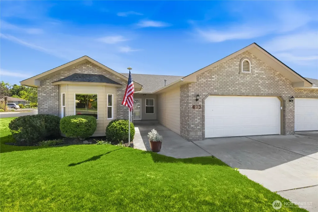 23 N 86th Avenue Yakima WA 98908