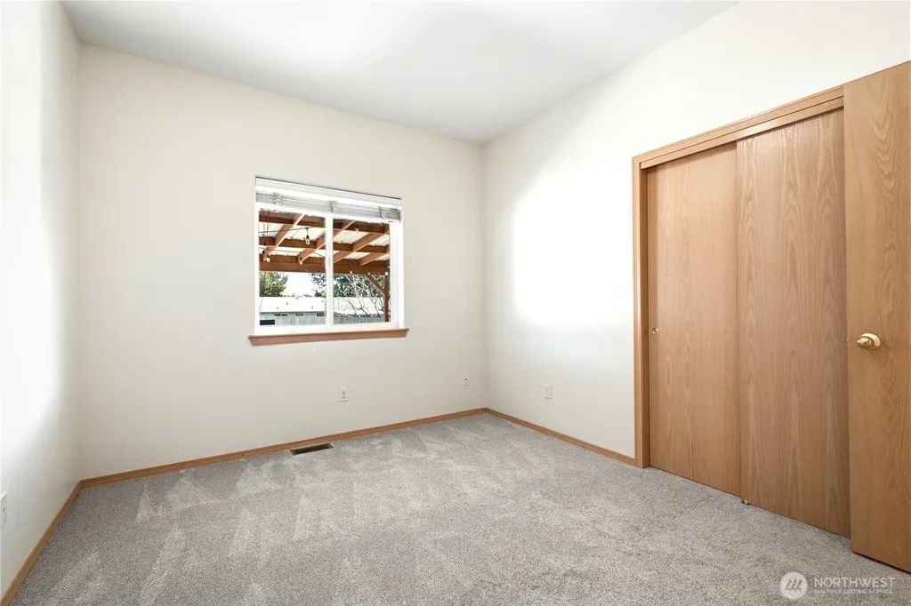 23 N 86th Avenue Yakima WA 98908