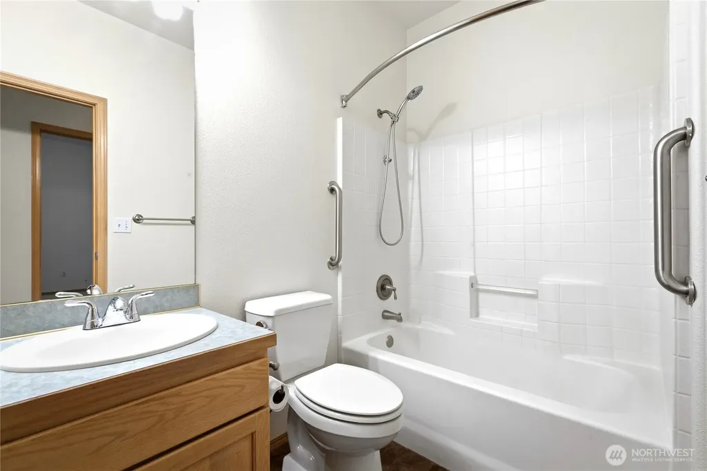 23 N 86th Avenue Yakima WA 98908