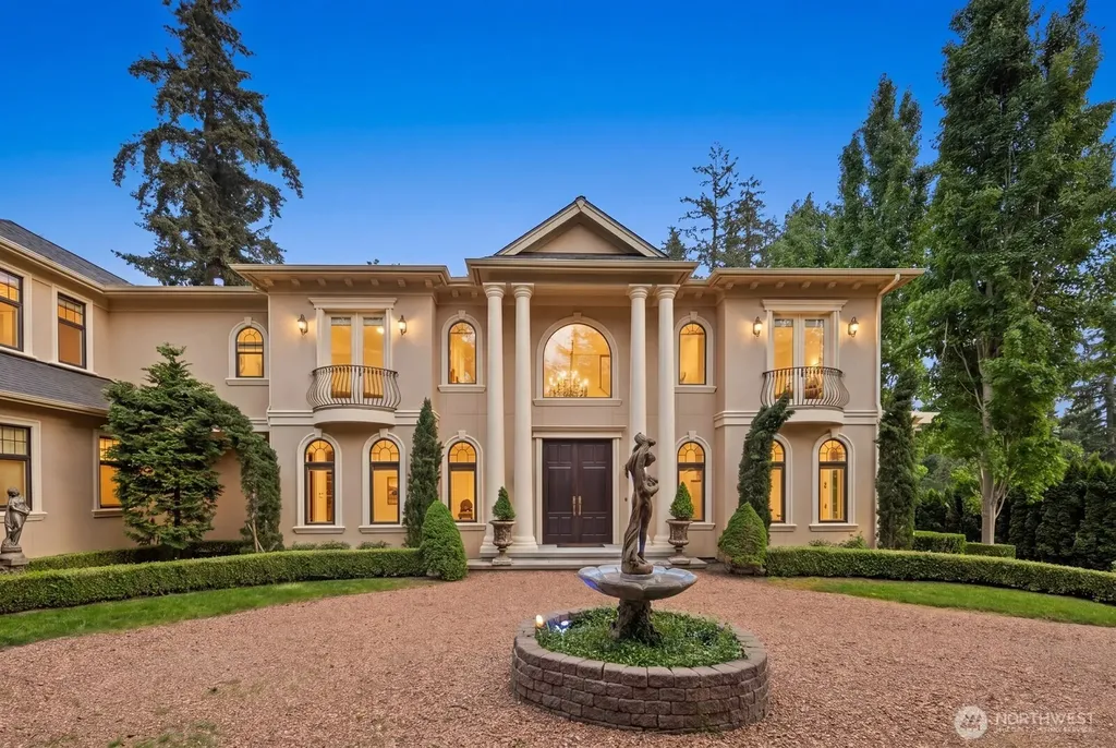 2010 222nd Avenue SE Sammamish WA 98075