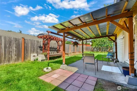 8223 47th Avenue NE Marysville WA 98270