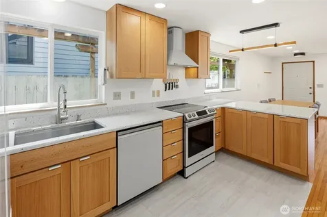 520 N 79th Street Seattle WA 98103