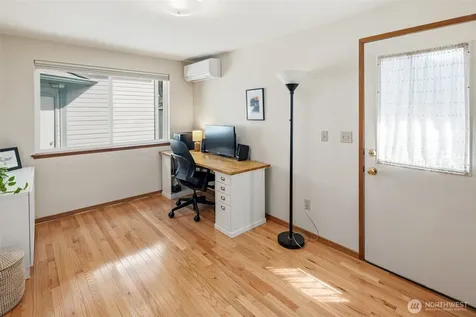 520 N 79th Street Seattle WA 98103