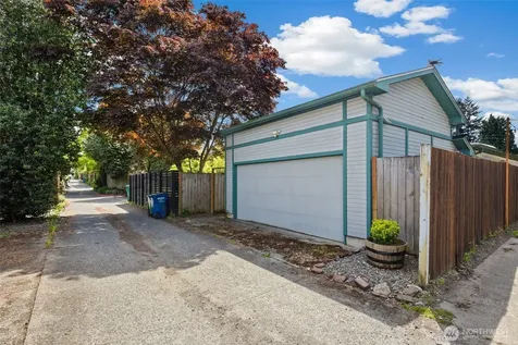 520 N 79th Street Seattle WA 98103