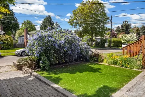 520 N 79th Street Seattle WA 98103
