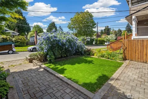 520 N 79th Street Seattle WA 98103