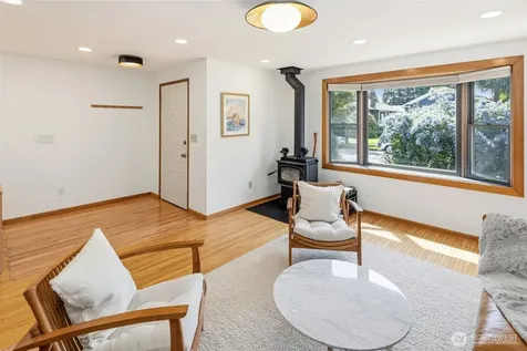 520 N 79th Street Seattle WA 98103