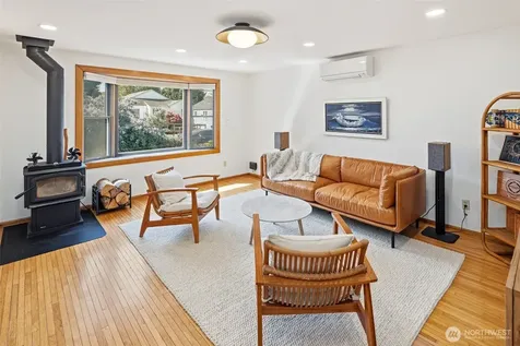 520 N 79th Street Seattle WA 98103