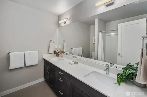 14517 1st Avenue NE Shoreline WA 98155