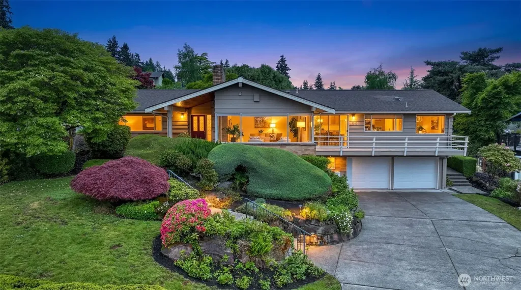 5810 NE 181st Street Kenmore WA 98028