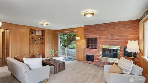 5810 NE 181st Street Kenmore WA 98028