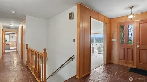 5810 NE 181st Street Kenmore WA 98028