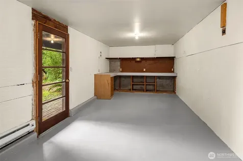 5709 80th Avenue SE Mercer Island WA 98040