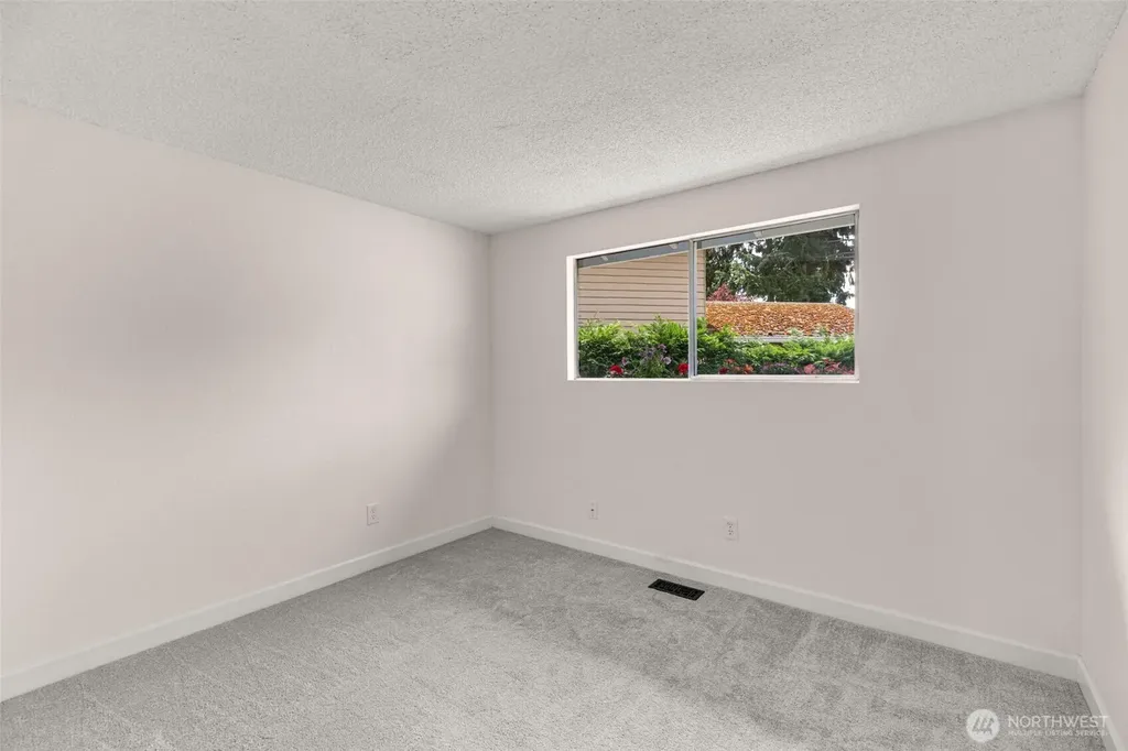 31300 31st Ave SW Federal Way WA 98023